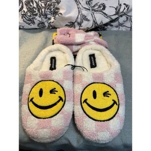 NIB Joe Boxer Pink White Checkered Slippers and Socks Set Medium 7/8
